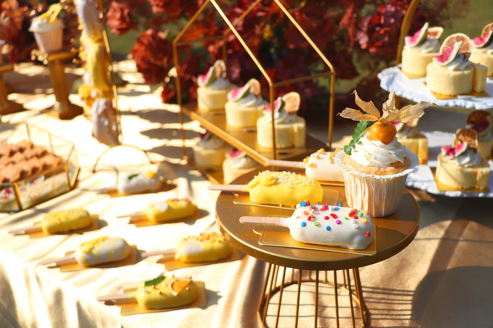 /images/delicate-desserts3.jpg