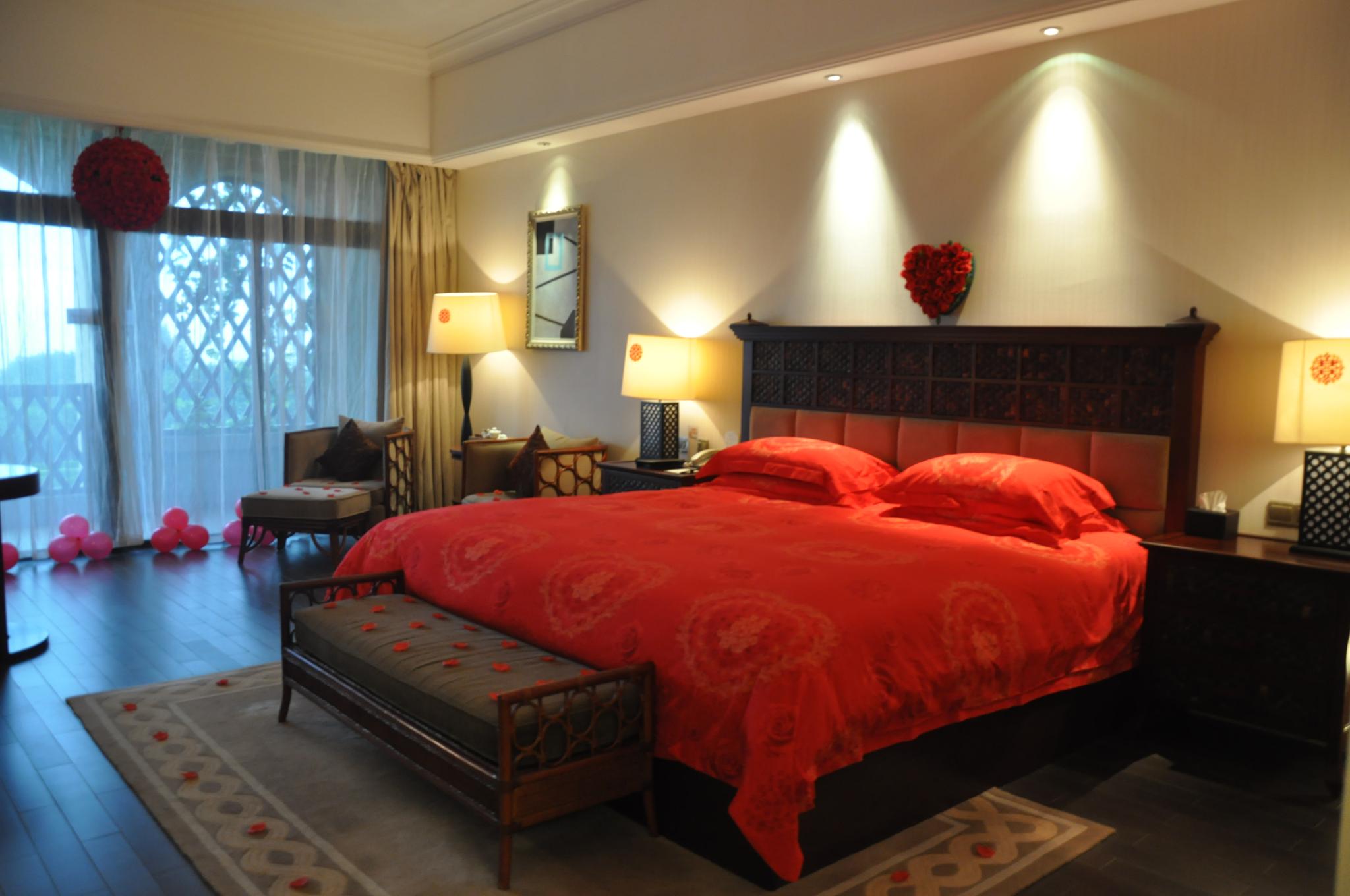 /images/deluxe-wedding-room3.jpg