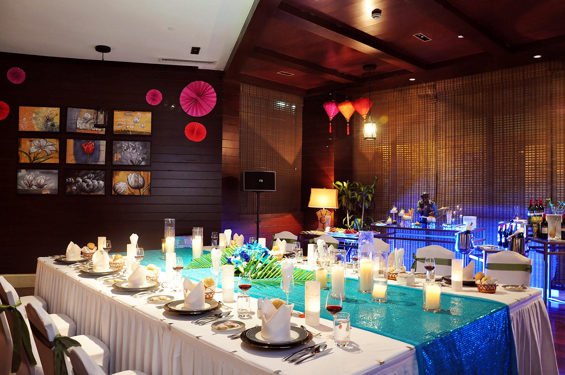 /images/royal-restaurant3.jpg